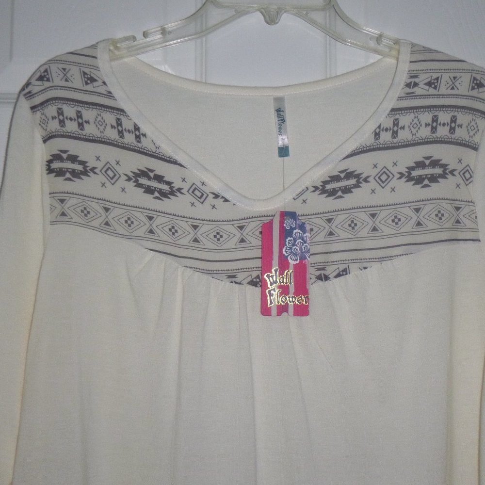 Women's Pull-over blouse